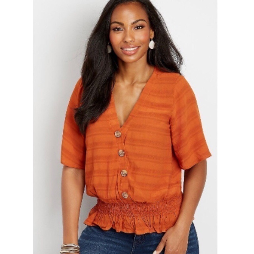 3/$25 🙌🏼 Maurices Button Tie Back V-Neck Orange Top 1X